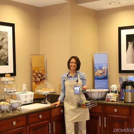 Hampton Inn & Suites Chesapeake-Battlefield Boulevard 